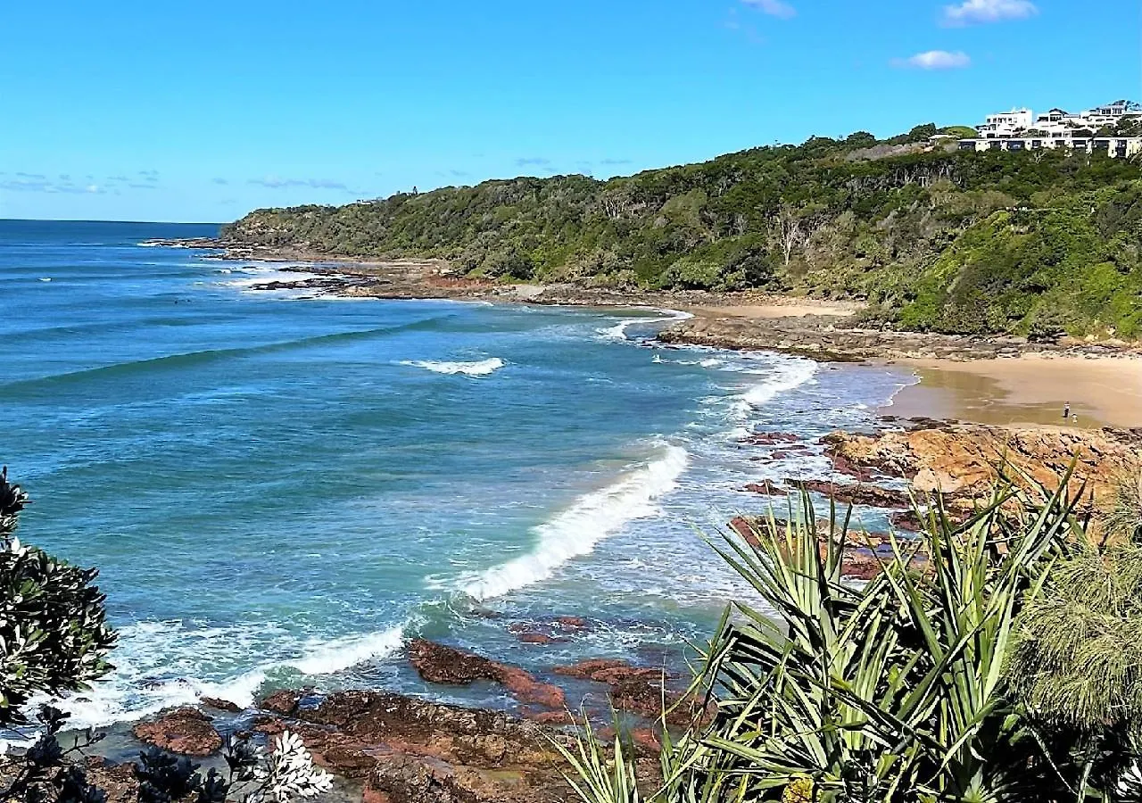 Styled 3 Bedroom Tropical Family Home W Pool At Coolum Coolum Beach Holiday home